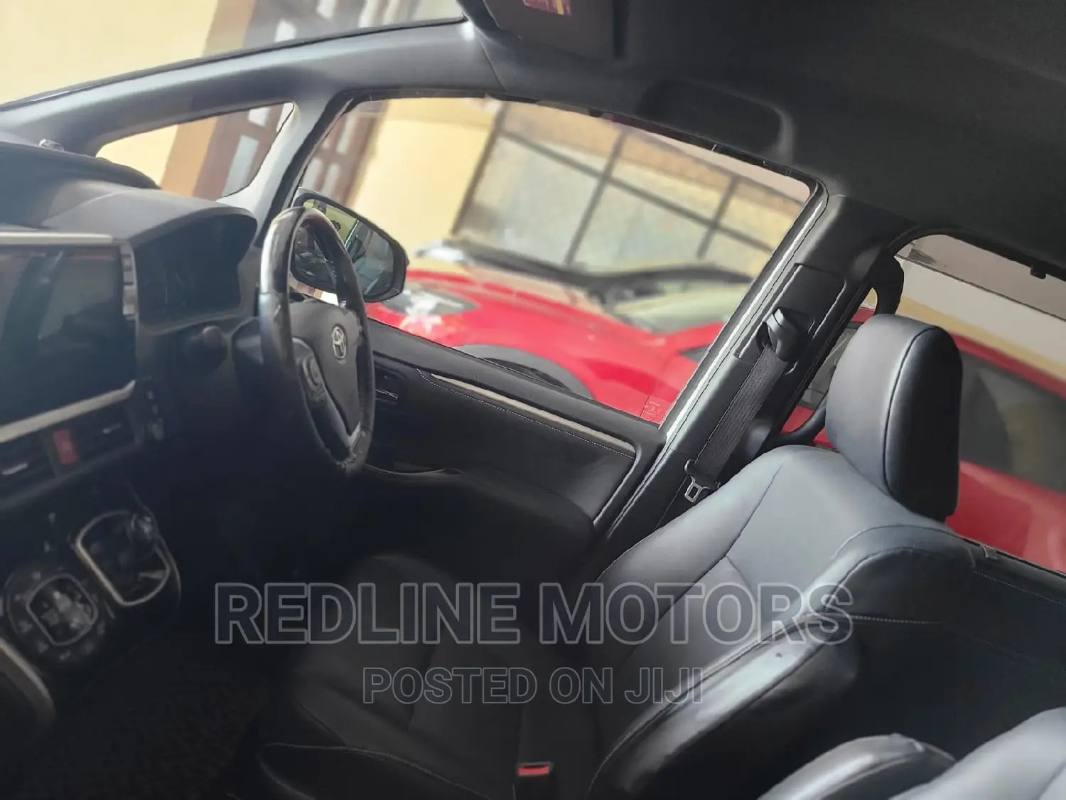 Toyota Esquire 2017 White