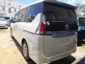 Nissan Serena 2017 White