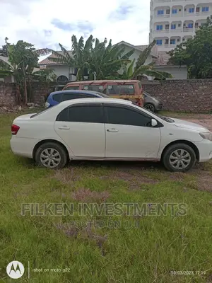 Toyota Corolla 2010 White