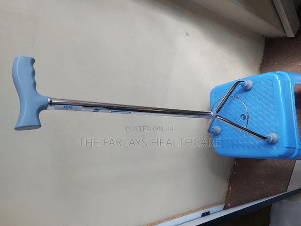 Tripod Walking Stick. - thumbnail 3