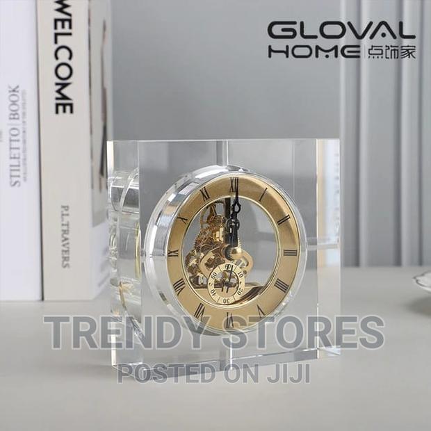 Luxury Crystal Desk Clock Simple Modern Crystal Mechanism