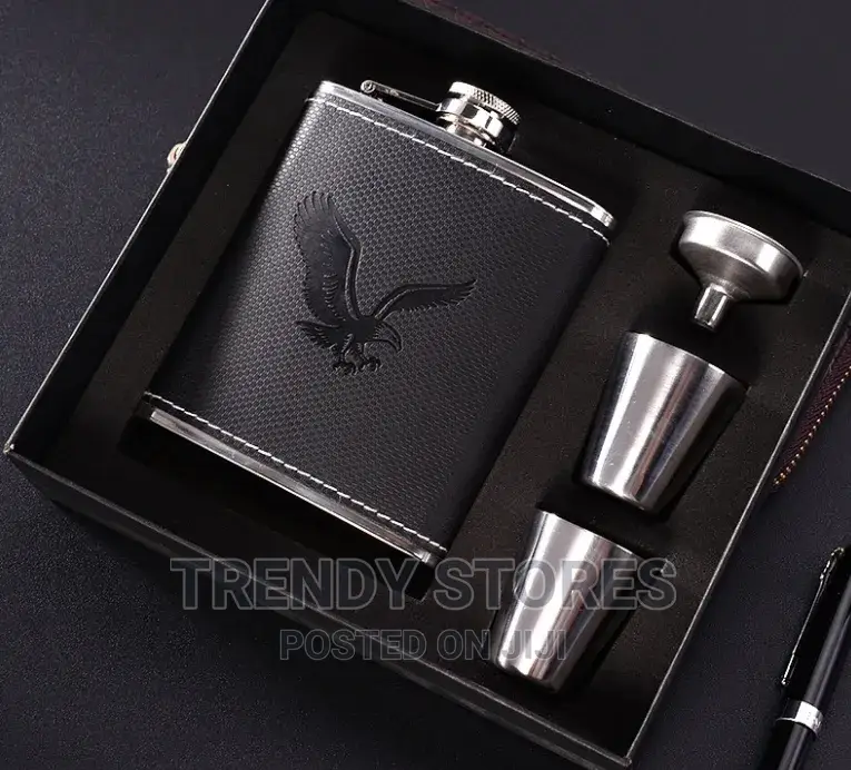 200mls Hip Whisky Bottle