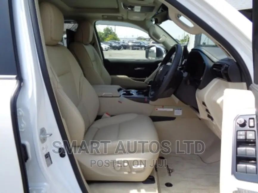 New Toyota Land Cruiser 2023 Pearl