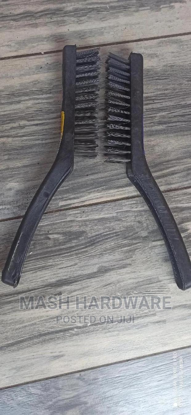 Tepee Wire Brush - main view