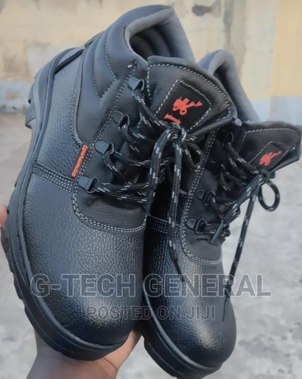 Generic All Seasons Home and Industrial Safety Boots