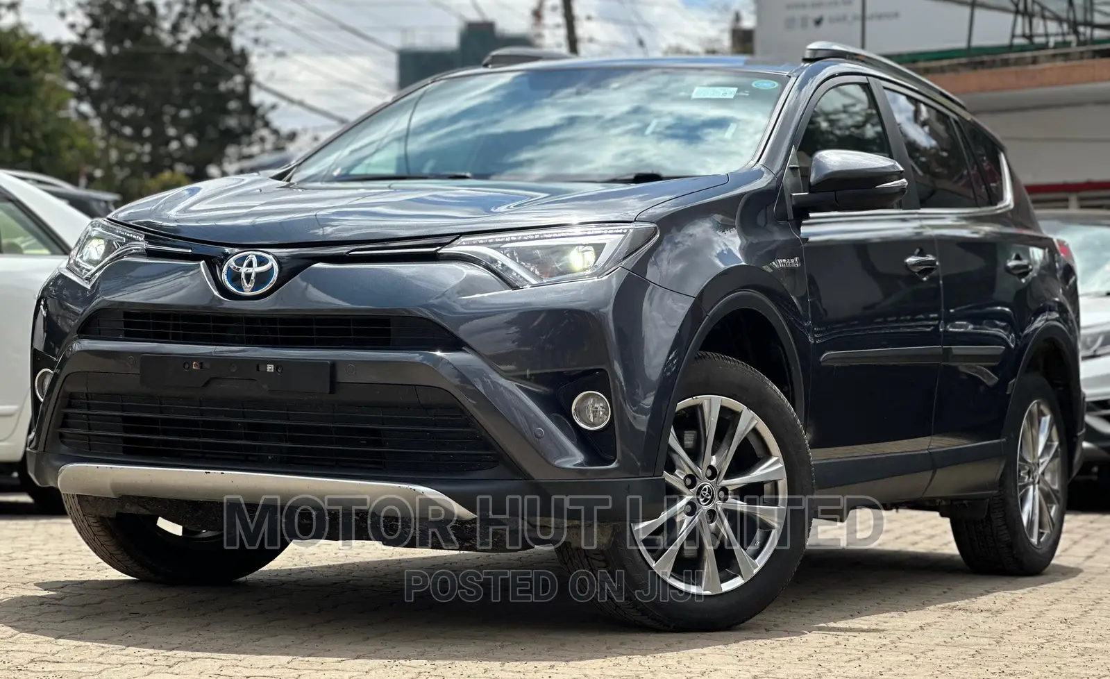 Toyota RAV4 XLE AWD (2.5L 4cyl 6A) 2017 Gray