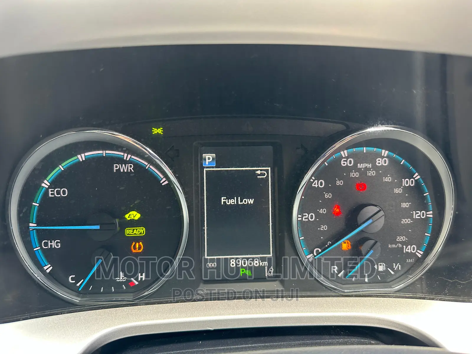 Toyota RAV4 XLE AWD (2.5L 4cyl 6A) 2017 Gray