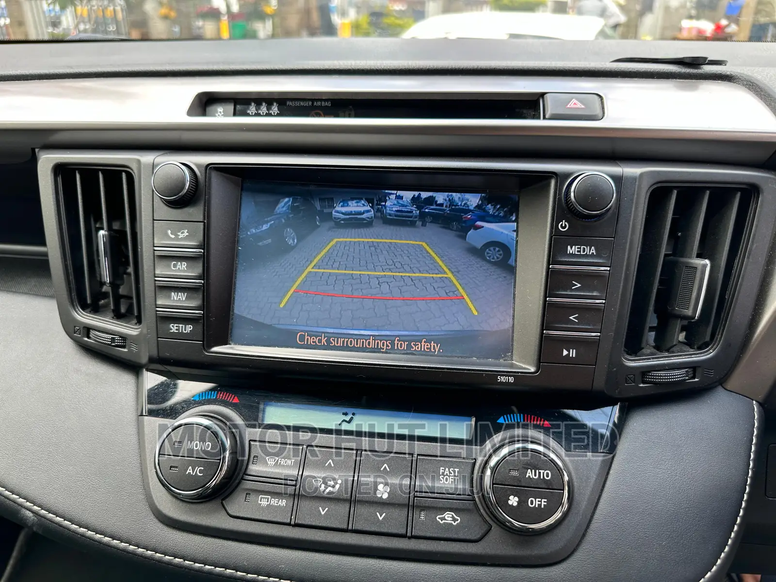 Toyota RAV4 XLE AWD (2.5L 4cyl 6A) 2017 Gray
