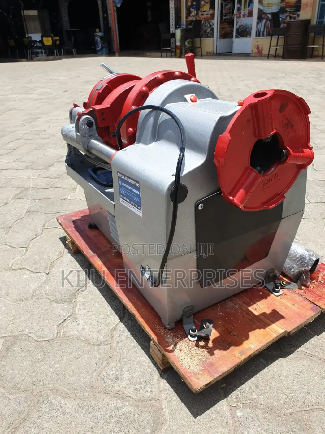 Electric Threading Machine