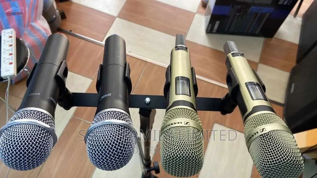 4 Microphone Bar