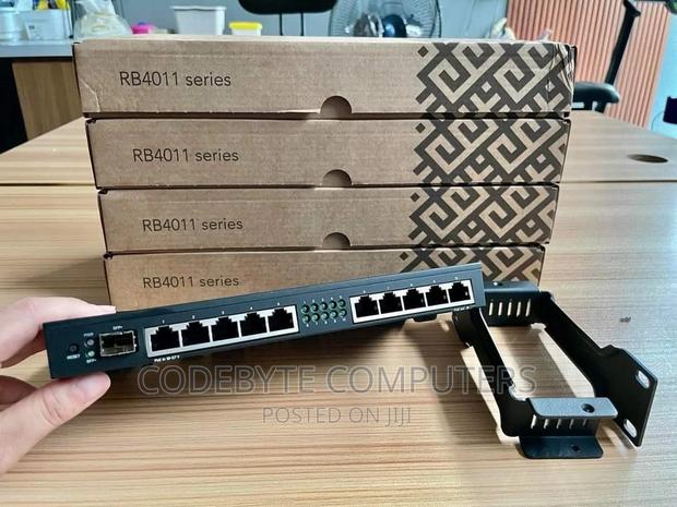 Mikrotik Rb4011igs+Rm Router - main view