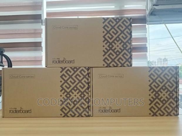 Mikrotik Ccr1036-12g-4s-Em Router - main view