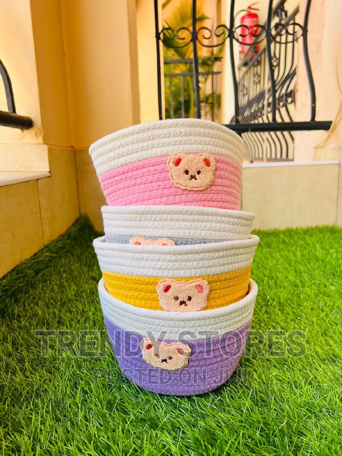 Handmade Bright-Colored Delicate Cotton Rope Sundries Basket