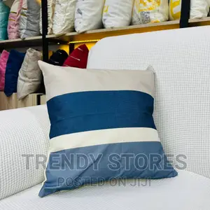 Retro Fashion Throw Pillow Covers