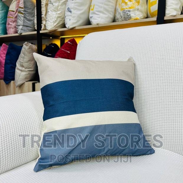 Retro Fashion Throw Pillow Covers