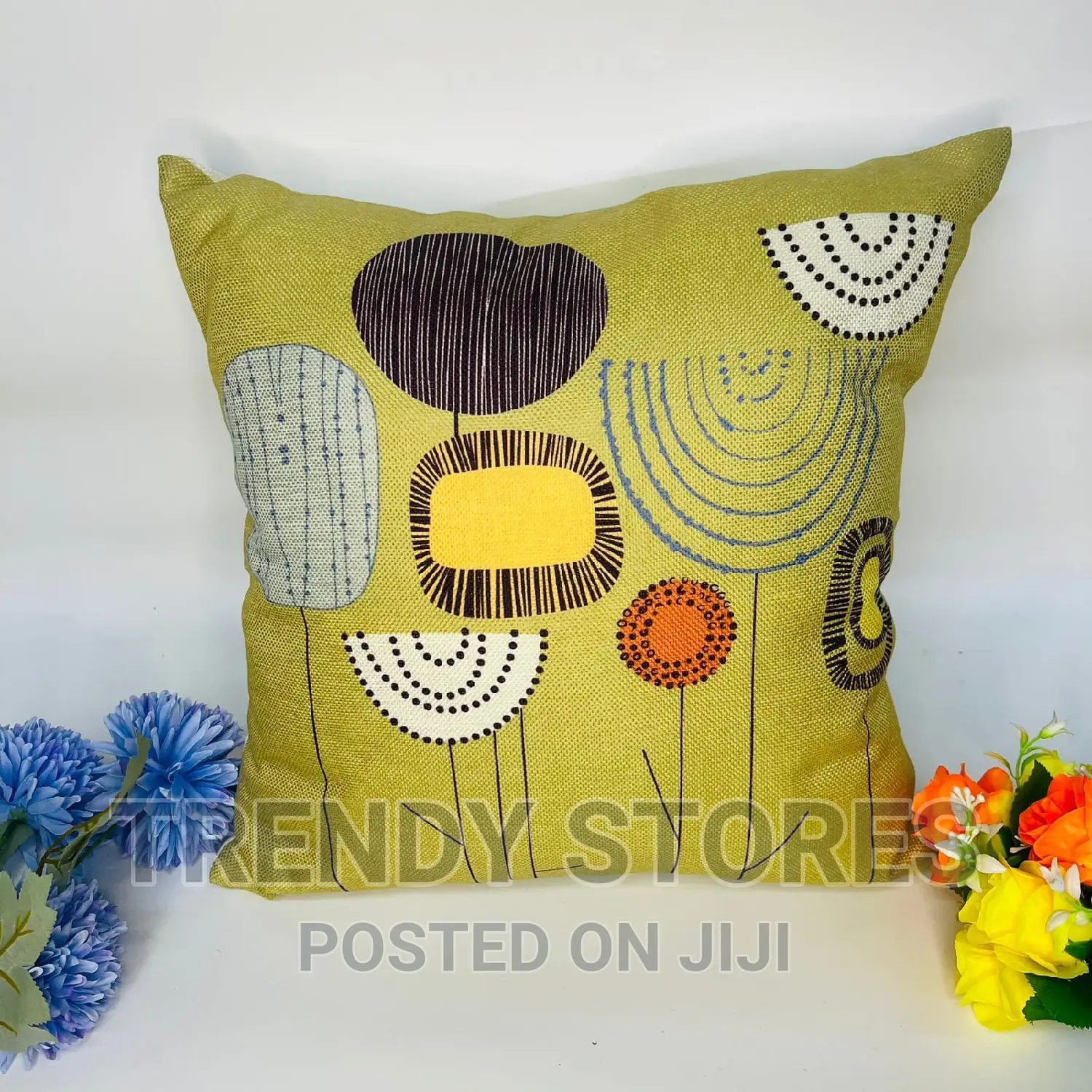 Retro Fashion Throw Pillow Covers