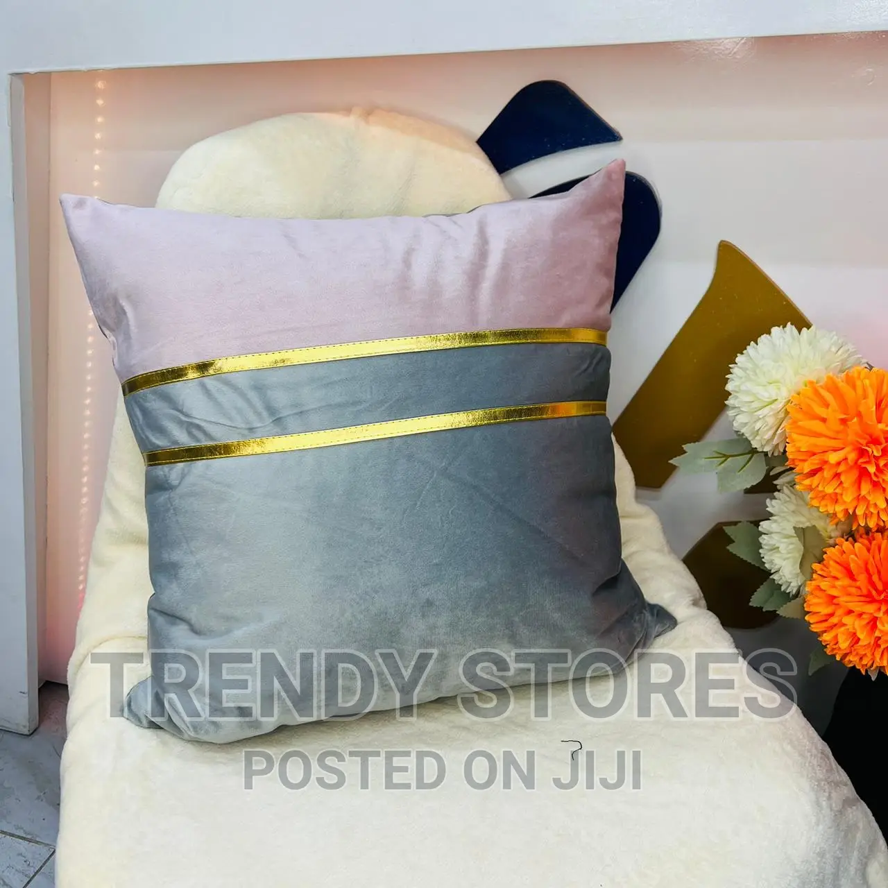 Retro Fashion Throw Pillow Covers