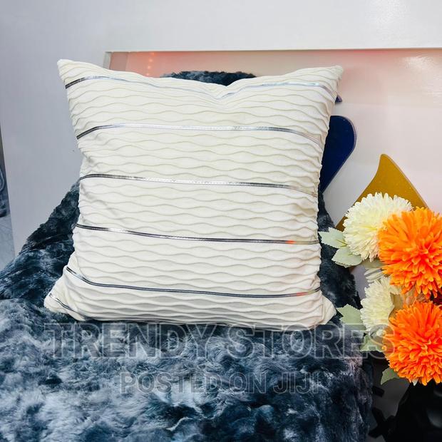 Velvet Throw Pillow Cases - thumbnail 4