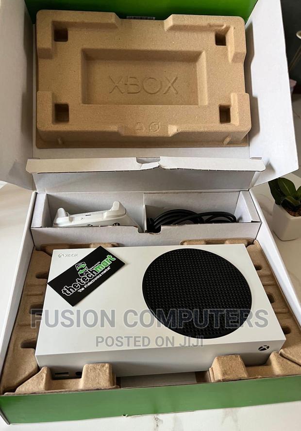 Xbox Series S - thumbnail 3