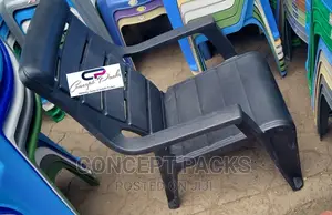 Styleseat Premium Plastic Chair