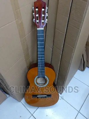 Classical Guitar Size 34