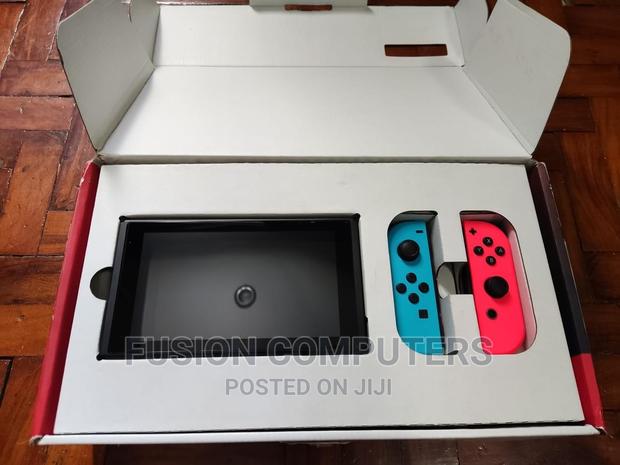 Nintendo Switch V2 - thumbnail 4