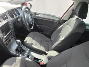 Volkswagen Golf 2016 Red