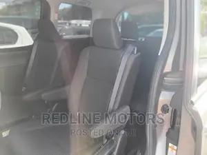 Toyota Noah 2016 Silver