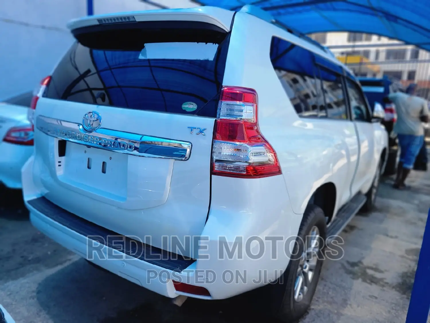 Toyota Land Cruiser 2016 White