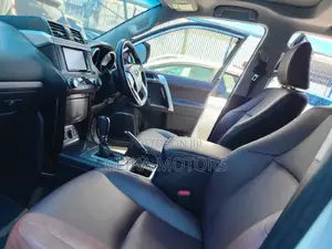 Toyota Land Cruiser 2016 White