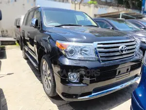 Toyota Land Cruiser 2016 Black