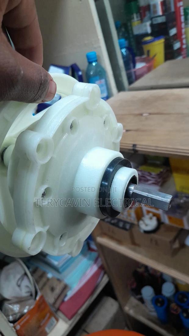 Gear Box With Short Shaft - main view
