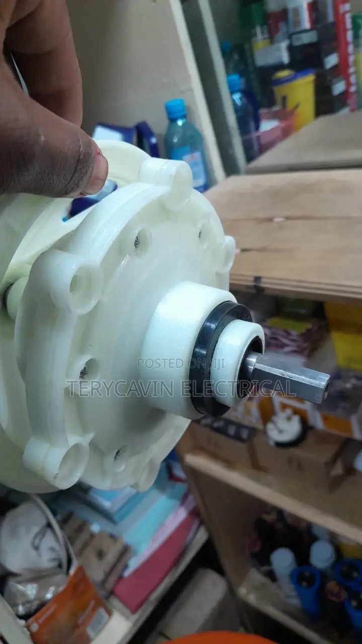 Gear Box With Short Shaft