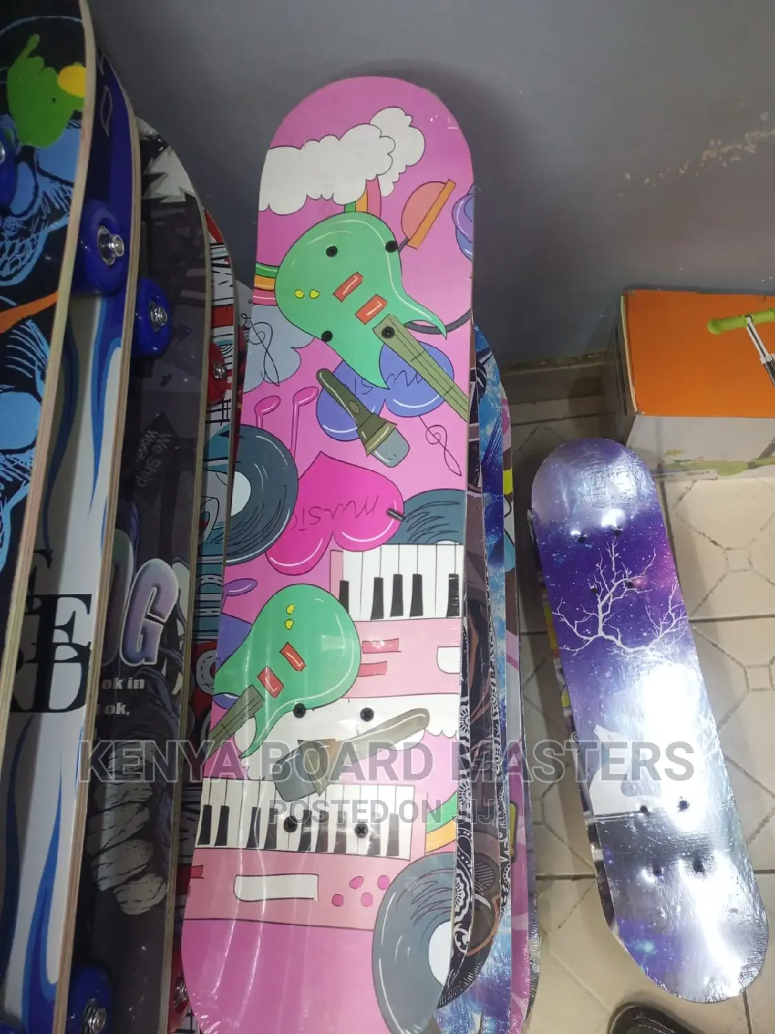 Skateboards• Skateboards •Skateboards •Skateboards