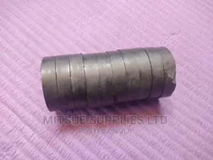 A Set of 10 Ceramic Ring Magnet ( Round) - 3.9cm Diameter