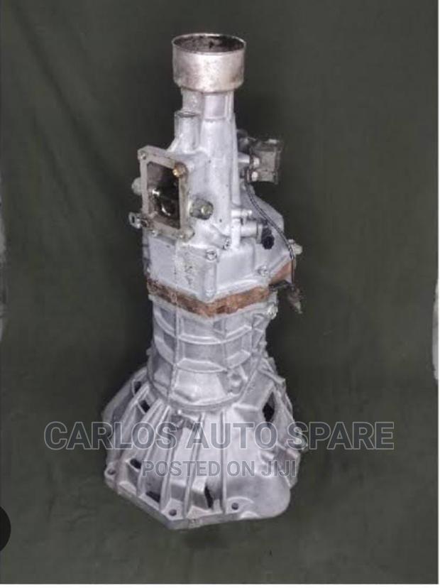 Toyota Hilux KUN25 Gear Box