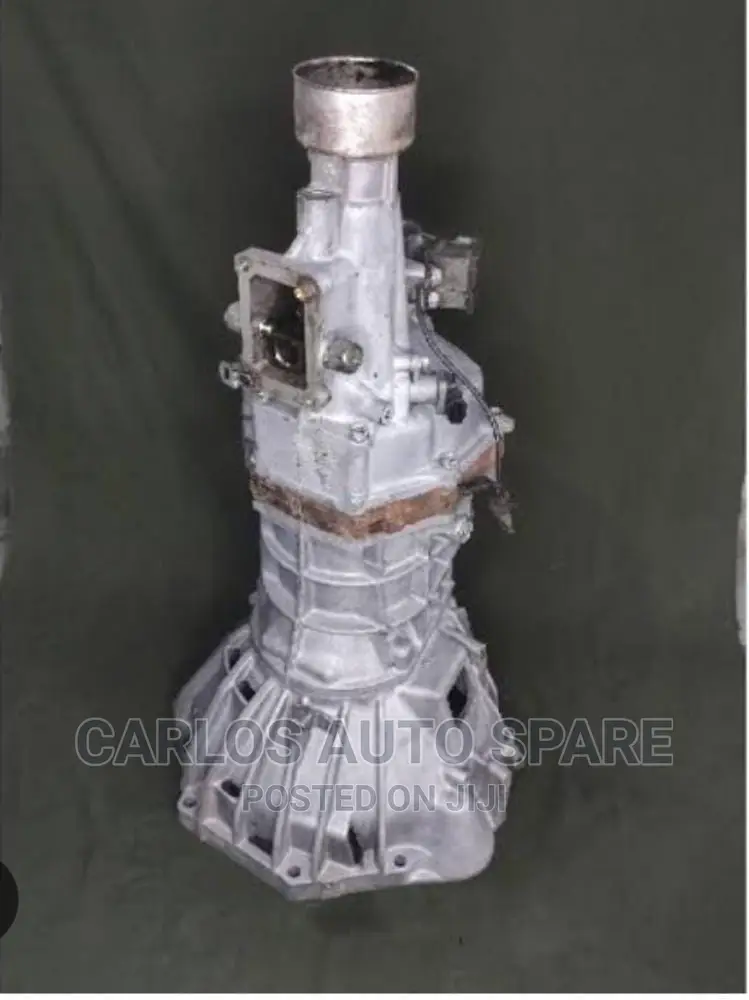 Toyota Hilux KUN25 Gear Box