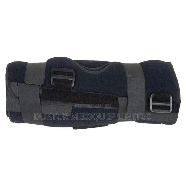 Tri-Panels Knee Immobilizer 20inch. Universal