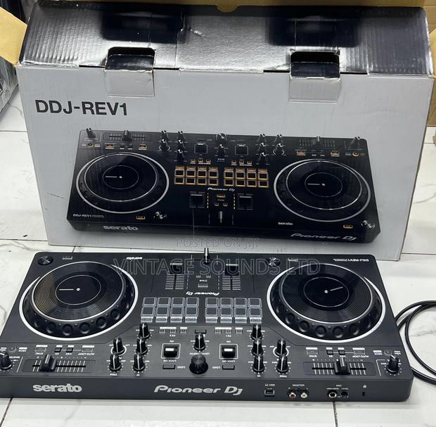 DDJ-Rev1, 2-Channel Dj Controller for Serato Dj Lite (Black)