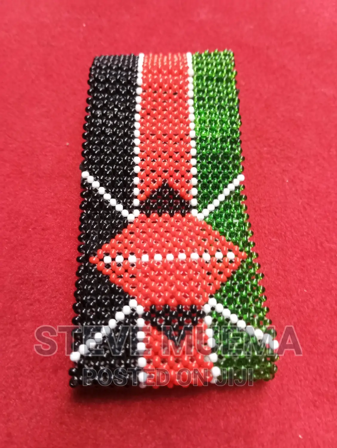Button Beads Bracelet.