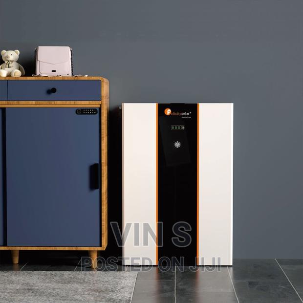 10-KWH Lithium Battery/Lithium Battery+Lithium Battery 200ah