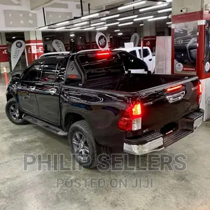 Aluminium Lockable Double Cab Boot Cover + Night Fury Hamer