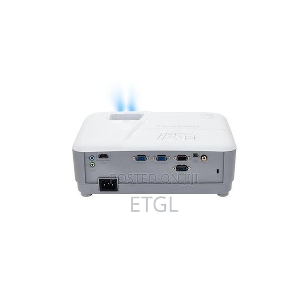 Viewsonic PA503S DLP Projector, SVGA, 800 X 600, 4:3, 3800 A