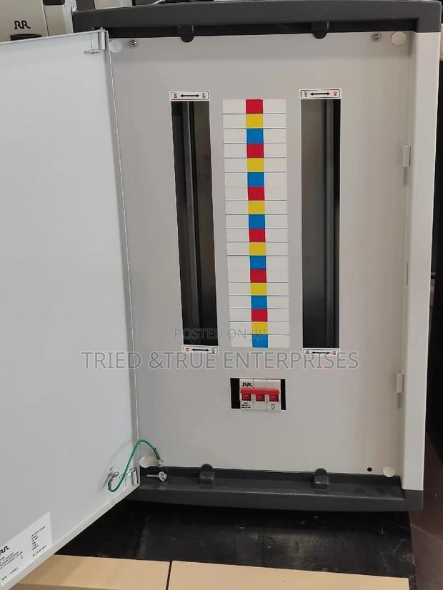 12ways Distribution Board ( Vertical TPN) - thumbnail 3