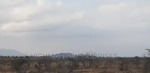 10 Acres for Sale in Koma