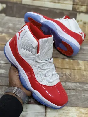 Jordan 11 Sneakers