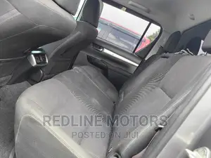 Toyota Hilux 2018 Silver