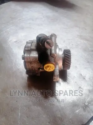 Toyota Dyna Steering Pump /Cartridge