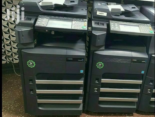 Kyocera Taskalfa 300i Photocopier - thumbnail 2