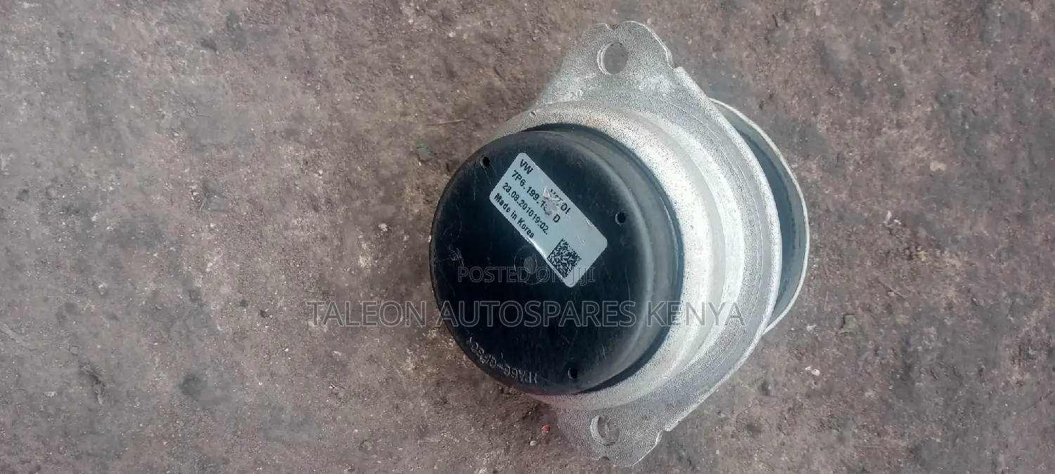 Porsche Cayenne Engine Mount